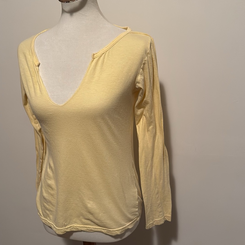Yellow Top - Picture 4 of 6